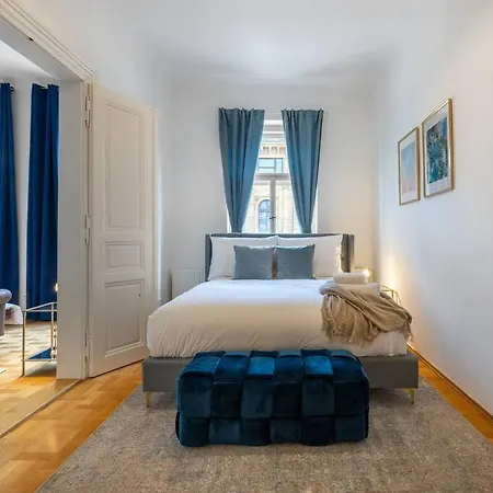 Charming 2bedroom Old Town Daire Prag