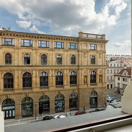Apartament Charming 2br Old Town In Prime Location By Easybnb Premium