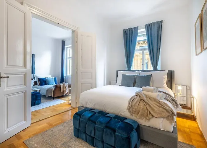 Charming 2bedroom Old Town *