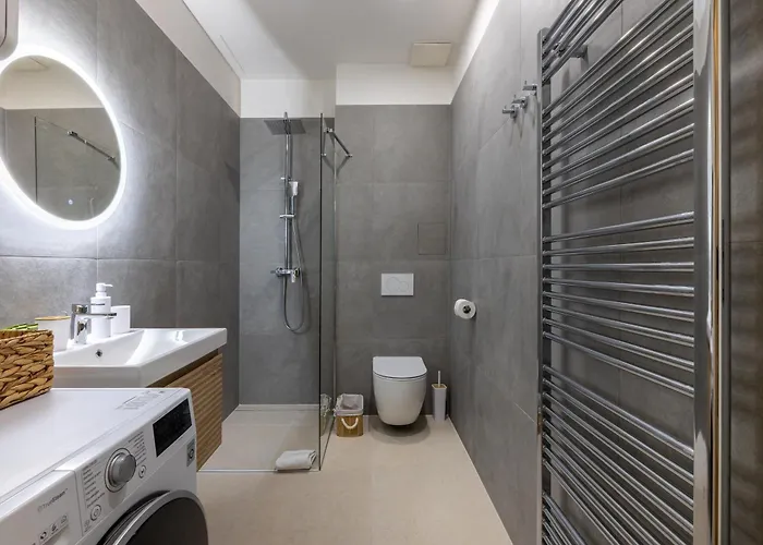 Charming 2Br Old Town Apt In Prime Location By Easybnb Premium *