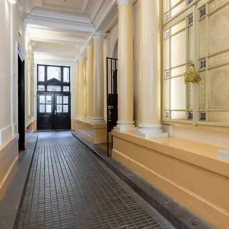 Apartamento Charming 2br Old Town In Prime Location By Easybnb Premium *